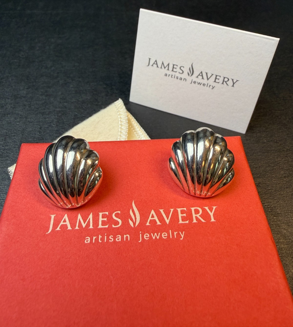 Retired James Avery Sterling Silver Sea Shell Post Lightweight Earrings